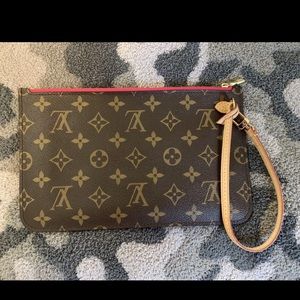 Authentic Louis Vuitton neverfull mm pouch